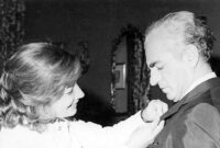 سفر در زمان | «اشرف پهلوی» در کنار محمدرضا پهلوی و فرح مراسم تاجگذاری در کاخ مجللشان سفر در زمان | «اشرف پهلوی» در کنار محمدرضا پهلوی و فرح مراسم تاجگذاری در کاخ مجللشان