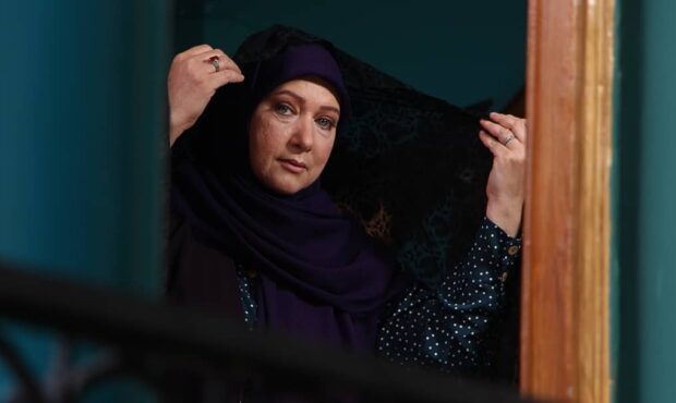 فریبا متخصص: من و مهران مدیری ازدواج کردیم … / البته مادر ارسلان قاسمی هم هستم …/ خیلی زود پیری به سراغم آمد … فریبا متخصص: من و مهران مدیری ازدواج کردیم … / البته مادر ارسلان قاسمی هم هستم …/ خیلی زود پیری به سراغم آمد …