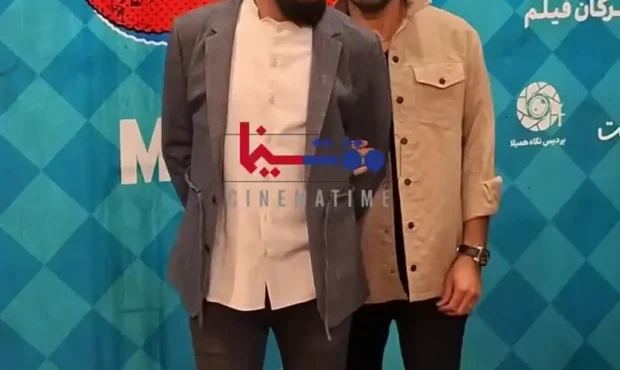 ببینید؛ شوخی هادی کاظمی با محمدرضا علیمردانی در اکران “آقای زالو” ببینید؛ شوخی هادی کاظمی با محمدرضا علیمردانی در اکران “آقای زالو”