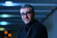 بازجویی ندا شمس  از اعضای خانواده پژمان جمشیدی: ادعاهای شما در محاکم قابل استناد نیست چرا برادرتان با وجود لطمه به آبرویش، در مراسم مختلف از جمله اکران “قسطنطنیه” شرکت کرد؟