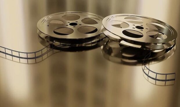 تلویزیون آخر هفته چه فیلمهایی پخش میکند؟ تلویزیون آخر هفته چه فیلمهایی پخش میکند؟