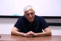 عکس| تصویری از رضا کیانیان در کنار همسر و پسرش عکس| تصویری از رضا کیانیان در کنار همسر و پسرش