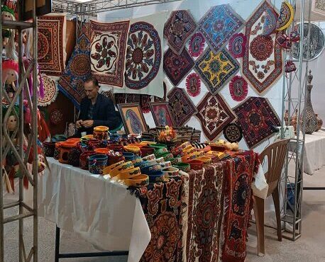 هفدهمین نمایشگاه ملی صنایعدستی کرمان افتتاح شد هفدهمین نمایشگاه ملی صنایعدستی کرمان افتتاح شد
