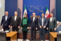 نشست بقائی با نمایندگان هم‌وطنان زرتشتی، آشوری، کلیمی و ارمنی در مجلس