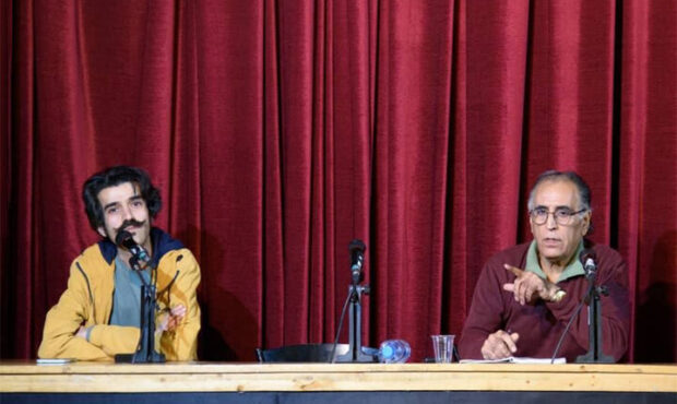 بحران میانسالی یک بازیگر مشهور و خودپسند بحران میانسالی یک بازیگر مشهور و خودپسند