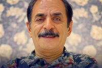 فیلم / آقا رشید با دلخوری از پدرش : بابام اون شب که میخواست من رو درست کنه باید خیلی کار میکرد … قد بلندا باید قدر باباشونو بدونن خیلی کار کرده تا …