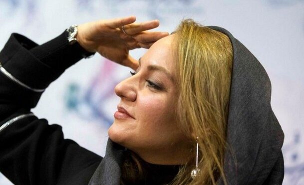 عکسی زیرخاکی از مهناز افشار وقتی چادری بود عکسی زیرخاکی از مهناز افشار وقتی چادری بود