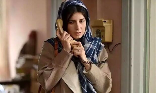 گاهی به چیدمان فوق خوشرنگ و مدرن خانه دردندشت لیلا حاتمی بازیگر «پیرپسر» گاهی به چیدمان فوق خوشرنگ و مدرن خانه دردندشت لیلا حاتمی بازیگر «پیرپسر»