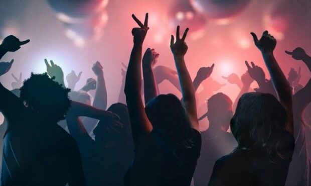 بازداشت بازیگران مشهور ایرانی در مهمانی مختلط