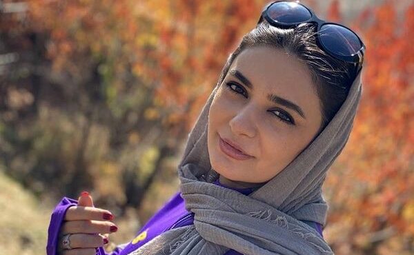 عکس| استایل پاییزی و زیبای لیندا کیانی در فصل برگ ریزان؛ خانم های خوش پوش ایده بگیرند