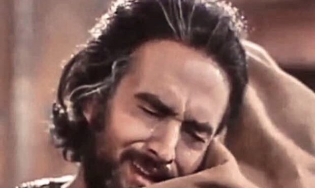 لحظه احساسی دیدار مصطفی زمانی بازیگر نقش یوسف پیامبر با برادرش بعد از 22 سال مطمئنا بهترین سکانسه لحظه احساسی دیدار مصطفی زمانی بازیگر نقش یوسف پیامبر با برادرش بعد از 22 سال مطمئنا بهترین سکانسه