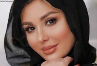 یادی کنیم از مشت محکم نیوشا ضیغمی بر دهان علی کریمی بعد از خوشحالی وقیحانه برای حادثه کرمان/تفکر علی کریمی تفکر داعش است