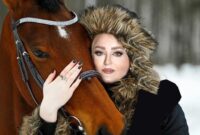 رونمایی از بازیگران سوارکار ایرانی که در بالاترین درجه از تفریحات پولداری به سر می برند/ سارا بهرامی سوگل طهماسبی، هانده ارچل، ساره بیات، بهاره افشاری و…